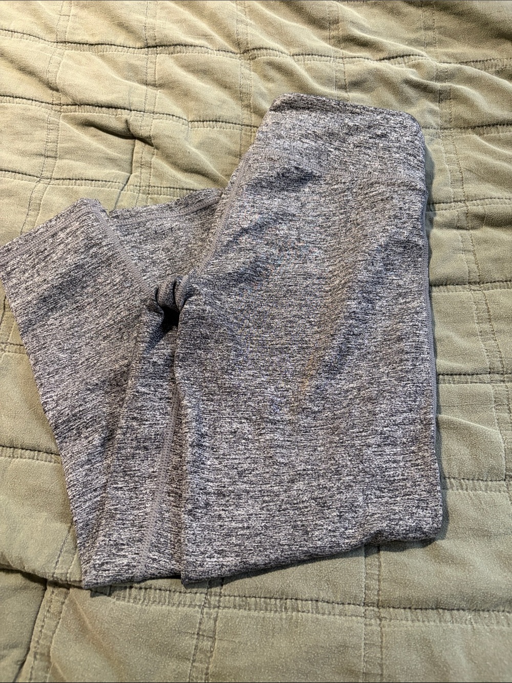 TNA Heathered Grey Performance Leggings capri